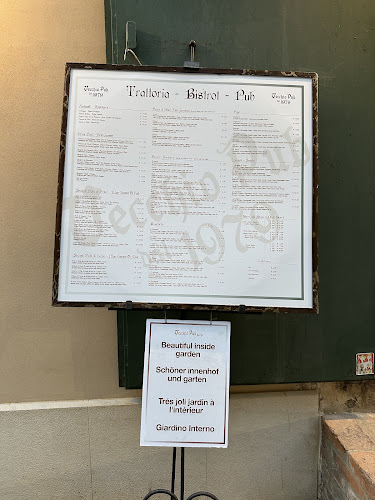 Via delle Vergini, 9, 96100 Siracusa SR