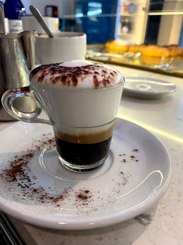 Bakery & Coffee – LOCATELLI