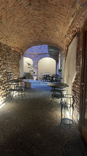 Osteria Il Cortile - Ristorazione