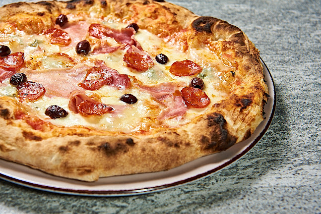 Via Brusimpiano, 18, 21037 Lavena Ponte Tresa VA