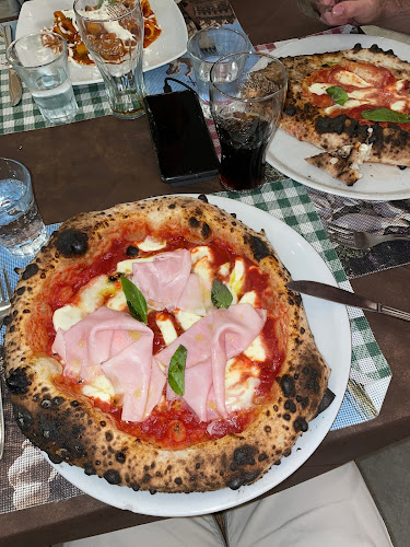 Opinii despre Amecasa Osteria Pizzeria în Palermo - Ristorazione
