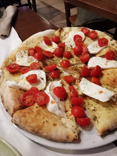 Opinii despre Taverna 081 în Carvico - Ristorazione