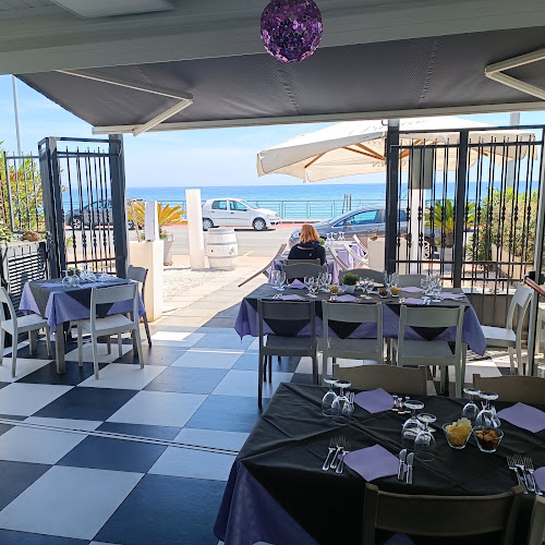 Ristorante Pizzeria ed Enoteca a Santa Teresa di Riva - Fronte Mare