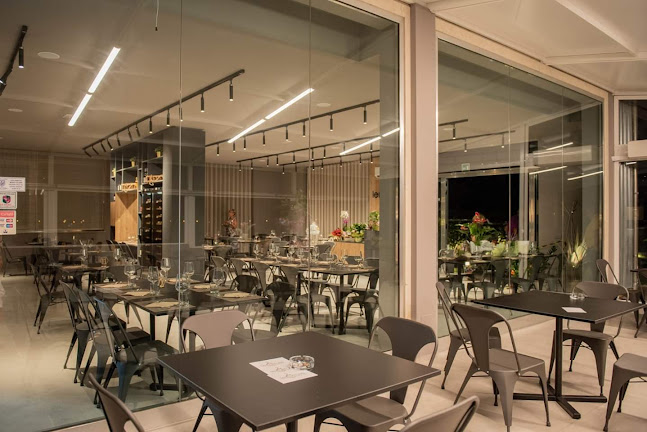 Comentarii opinii despre Le Currule