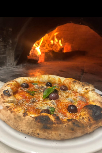 https://www.labadiaristorantepizzeria.com/
