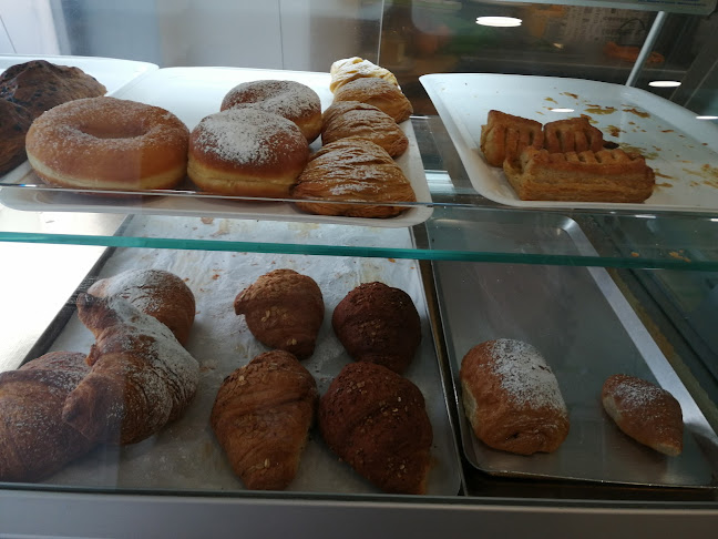 Comentarii opinii despre PASTICCERIA AVEZZANO LEONE