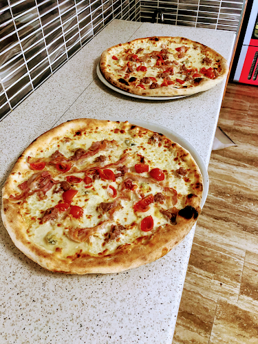 Opinii despre Pizzeria San Giorgio în Sannazzaro de' Burgondi - Ristorazione