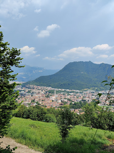 Opinii despre Tavola Fredda Fashion Coffe Birreria Cocktail în Valmadrera - Ristorazione