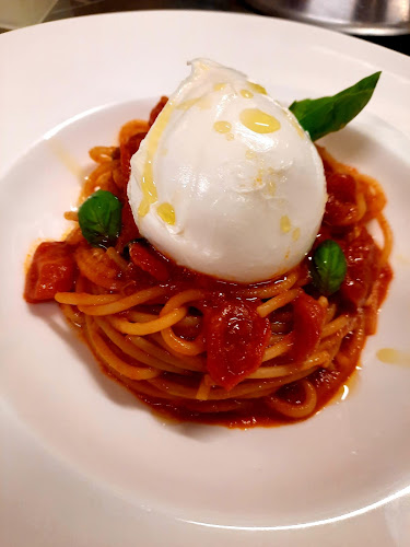 I 12 Gatti Pizzeria - Ristorazione