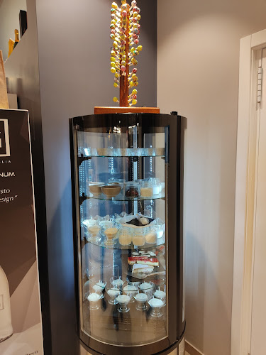 Prolungamento, Viale Europa, 2/12, 70123 Bari BA