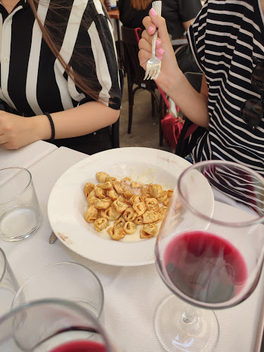 Via de' Pignattari, 1f, 40124 Bologna BO