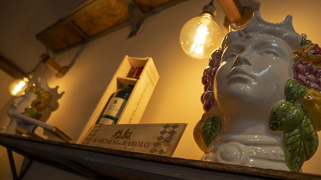 Via Teatro Biondo, 12, 90133 Palermo PA