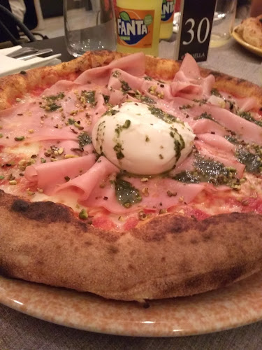 Via Achille Grandi, 37/39, 70043 Monopoli BA