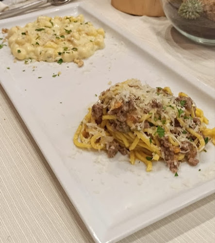 Via Gianfilippo Usellini, 341, 00125 Roma RM