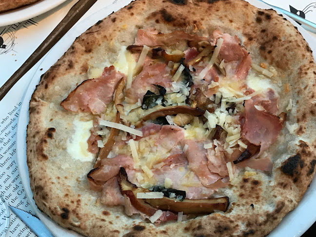 I 12 Gatti Pizzeria Phone number