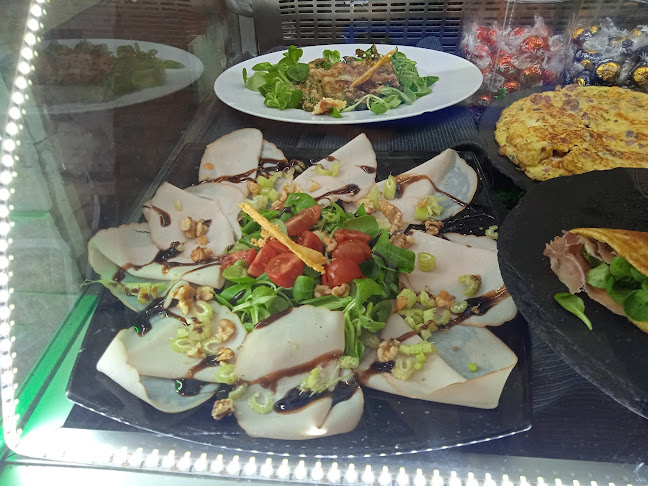 The World Bar Pub - Ristorazione