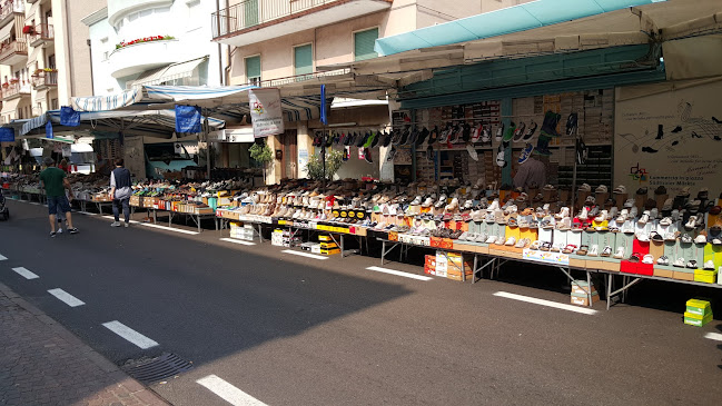 Calzature MD S.N.C. di Bertacche Manuel & Denis - Ristorazione