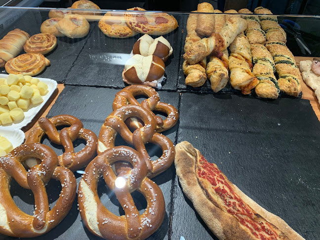 Casa Mia di Riccardo Messetti & Romana Phone number