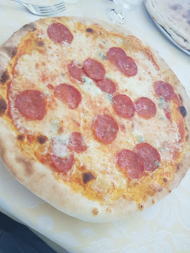 Comentarii opinii despre Bar Lavanderia self-service Larosa