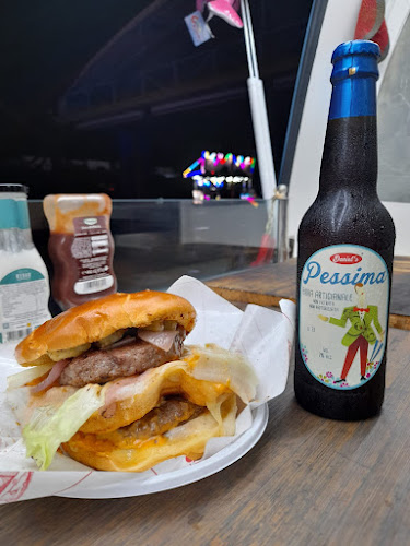 Comments and reviews of La japigia