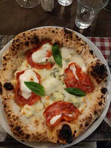 Opinii despre Amecasa Osteria Pizzeria în Palermo - Ristorazione
