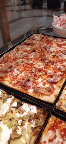 Rom'antica Cremona Open Times