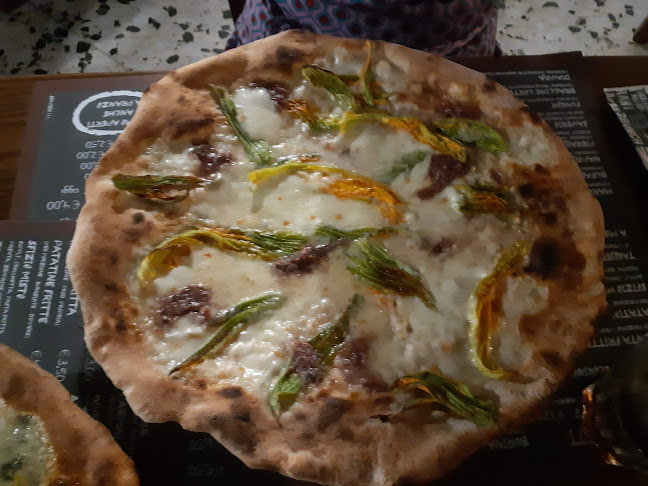 Opinii despre Pizzeria "Testa o Croce" Di Bordignon Giampietro & C. în Latina - Ristorazione
