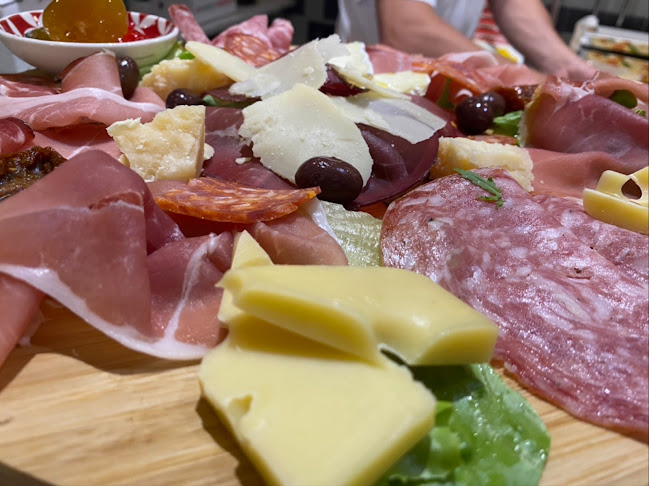 Via Gesso, 31, 37010 Cavaion Veronese VR, Italia