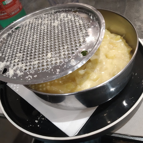 Opinii despre BOTTONE - Gusto e Passione în Napoli - Ristorazione