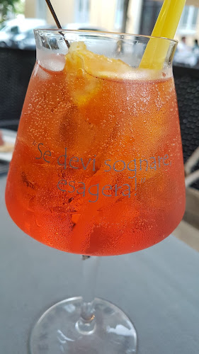 Comentarii opinii despre Uva & Menta CAFE