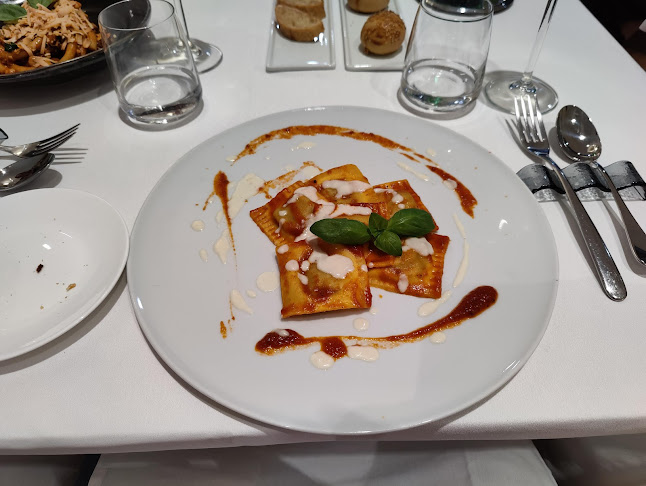 Ristorante Sacha - Ristorazione