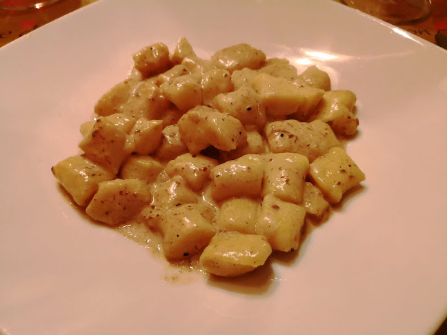 Via Mario Greppi, 41, 21021 Angera VA, Italia