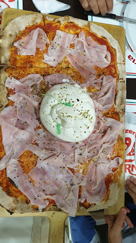 Comentarii opinii despre Pizzeria 2 Forni