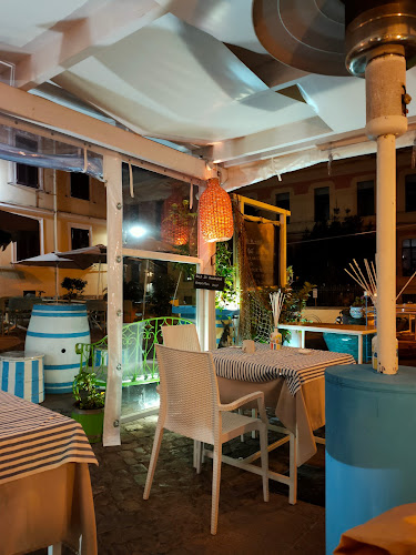 Via Scialli, 48, 84019 Vietri sul Mare SA