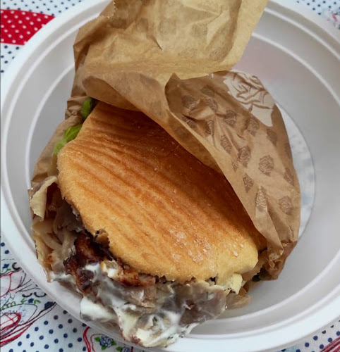 Angolo con, Lungomare Sirena, Via Giosuè Carducci, 166, 64018 Tortoreto Lido TE