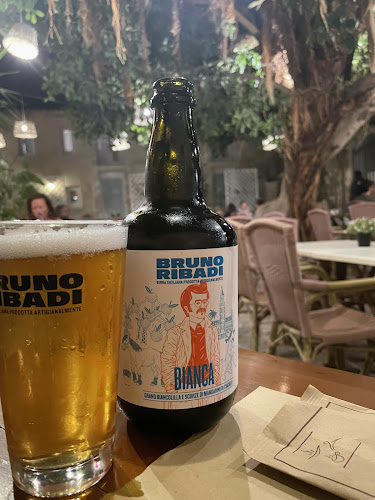 Comments and reviews of Vecchio Pub 1979