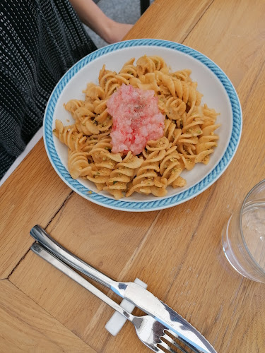 Via Piero della Francesca, 38, 20145 Milano MI