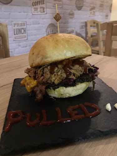 Via Vittorio Veneto, 112, 80058 Torre Annunziata NA