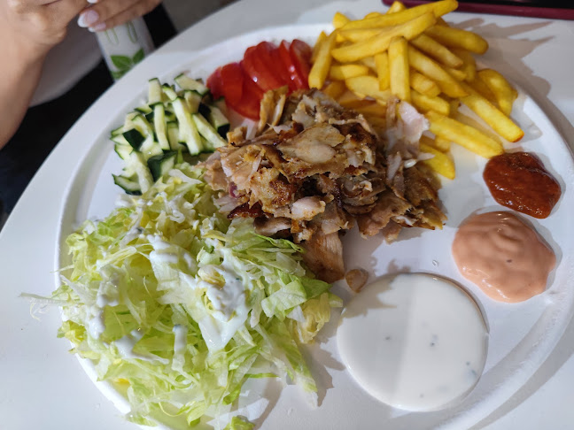 Comentarii opinii despre HIRA ristorante-pizzeria-kebab