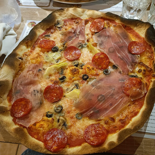 Via Annio, 10, 01100 Viterbo VT, Italia