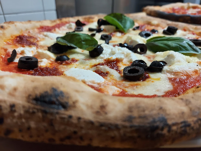 Pizzeria La Genzanese Di Giammatteo Antonino