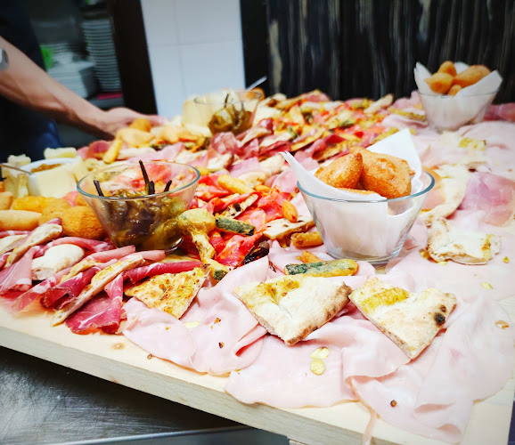 Black & White - Ristorazione