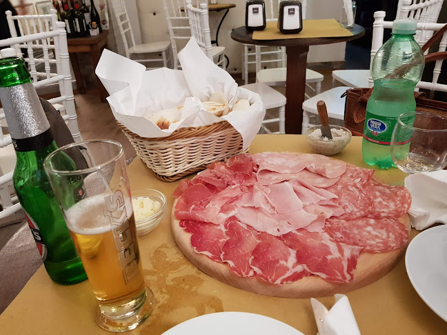 Via Tommaso Badia, 12, 41121 Modena MO