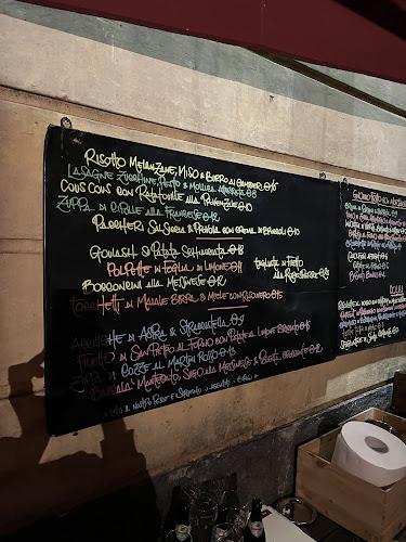 Opinii despre Razmataz | Wine Bar Catania în Catania - Ristorazione