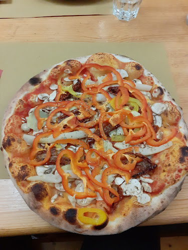 Pizzeria Newbar di Menegatti Livio Open Times