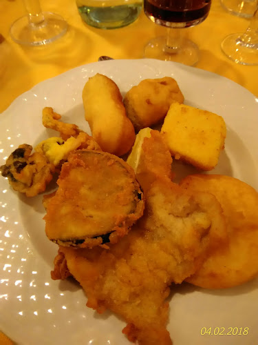 http://www.ristorantealbergodeicacciatori.it/