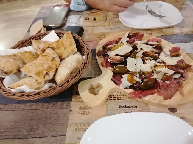 Grano&Uva | Enoristopizzanorcineria - Brindisi