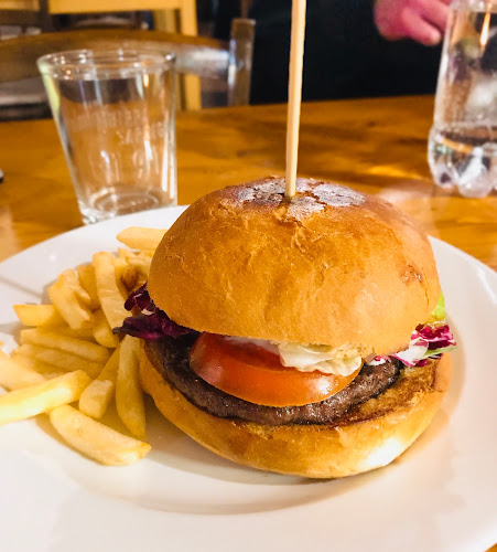 Comentarii opinii despre Pub On The Road