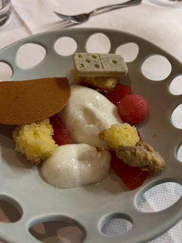 Via Longhirolo, 9, 21016 Luino VA