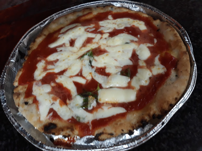 Pizzeria Miseria e Nobiltà - Ristorazione